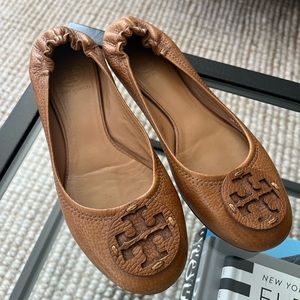 Tory Burch Reva flats size 8 Cognac